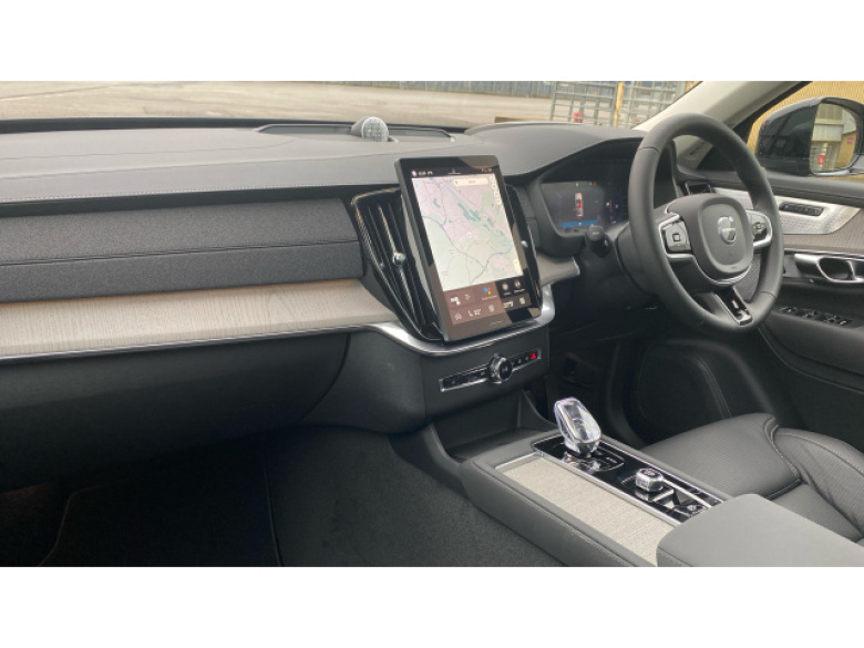 Volvo XC90 2.0 B5P Ultra Dark 5dr AWD Geartronic Petrol Estate